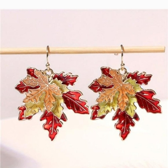 3pcs/Set BEAUTIFUL 3D Vintage Maple Leaf Gold Tone Necklace Earrings set - Picture 6 of 8